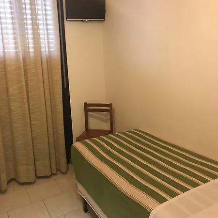 酒店 Roma Residenza 切尔维亚